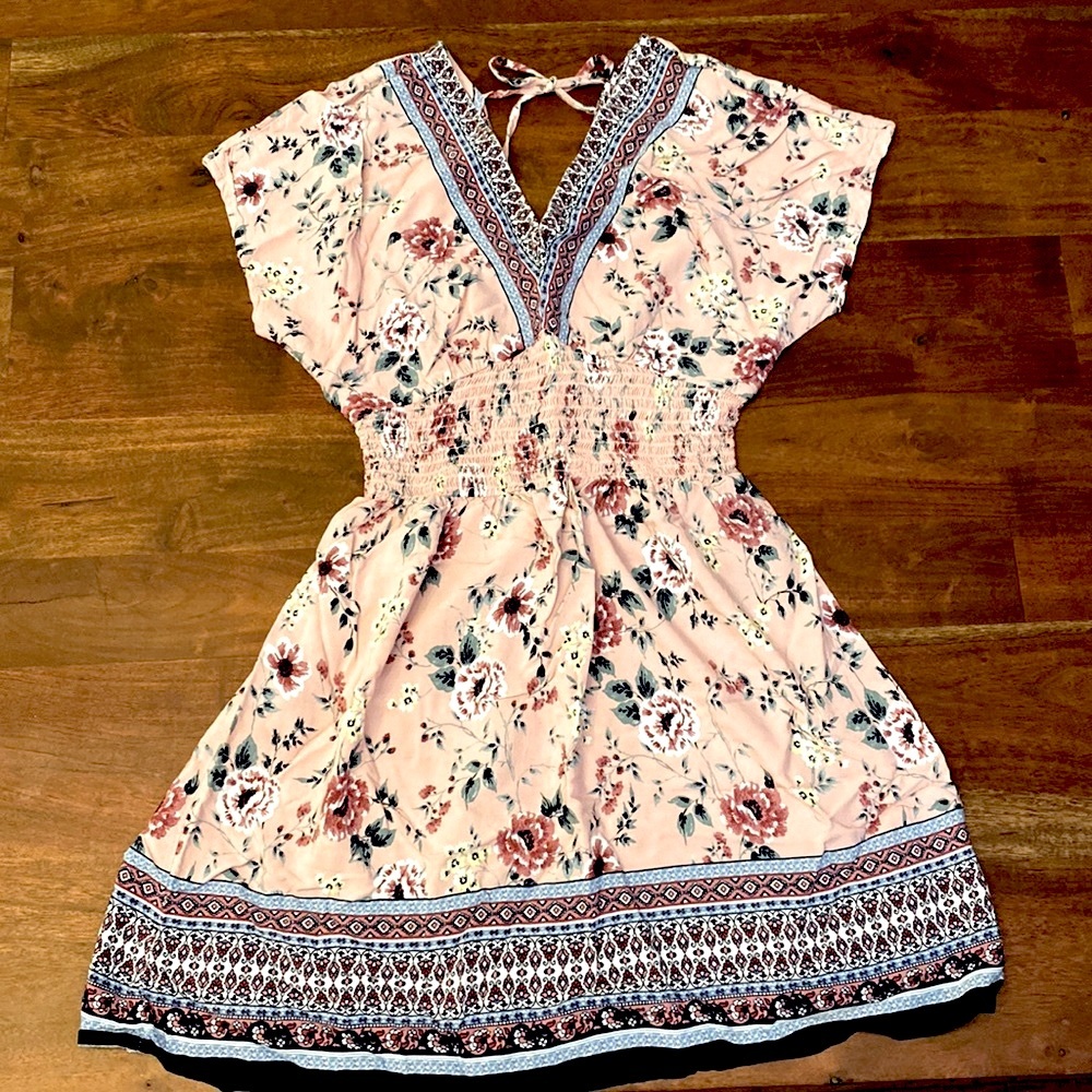 bebop Medium v-neck pink floral dress with flutter sleeves